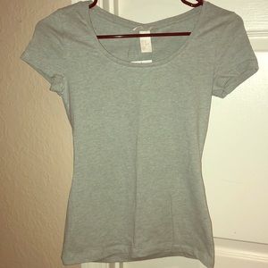Basic H&M tee